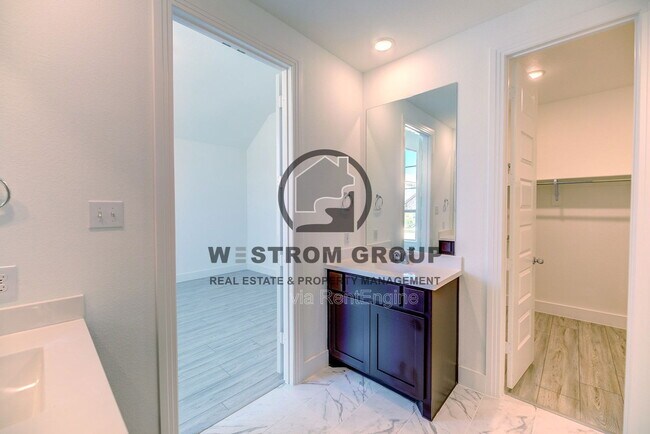 Building Photo - 12417 Iveson Dr