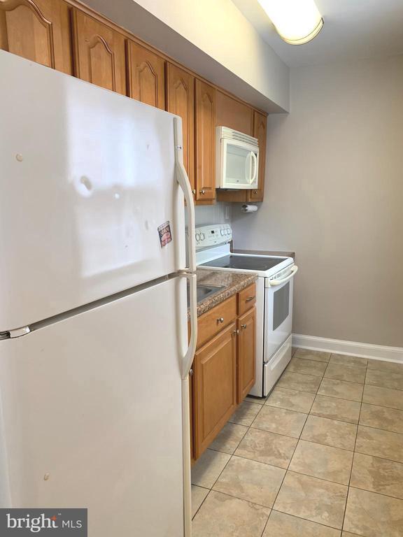 Building Photo - 1320 Fort Myer Dr