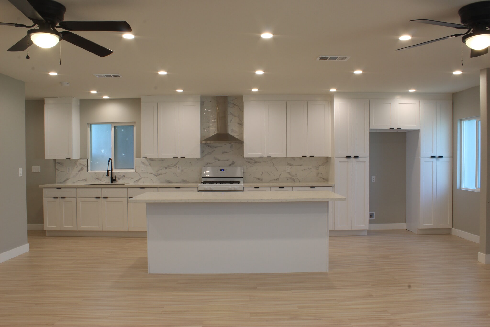 Kitchen - 20801 Bassett St