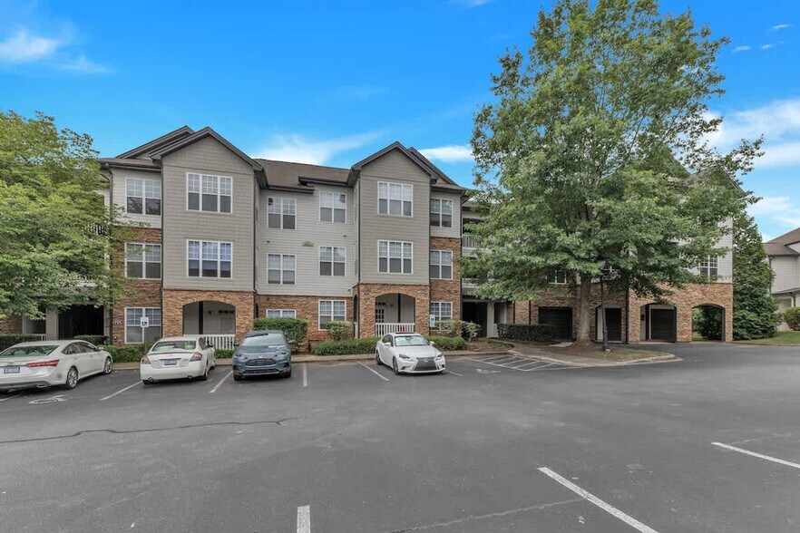 Building Photo - 8238 Hydon Dawn Ln