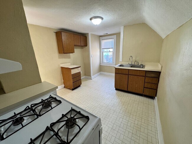 Building Photo - 2807 Chestnut St