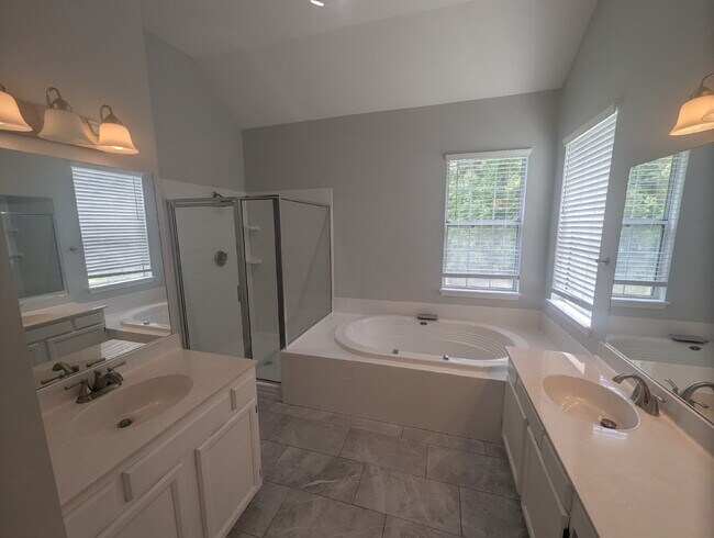 Building Photo - 4BD Brickyard Plantation Home for Lease - Mt. Pleasant
