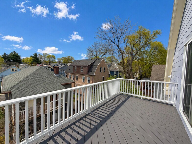 Building Photo - 21 Chetwynd Rd