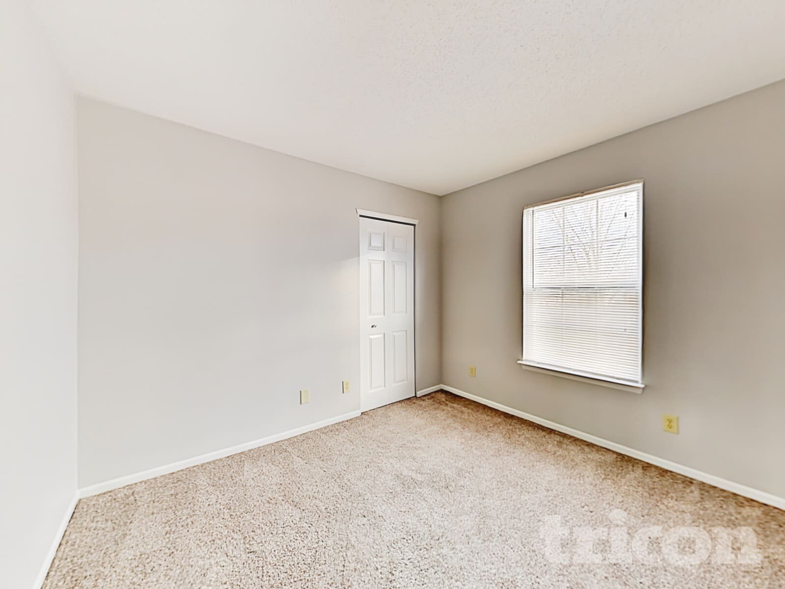 Building Photo - 14674 Fawn Hollow Ln