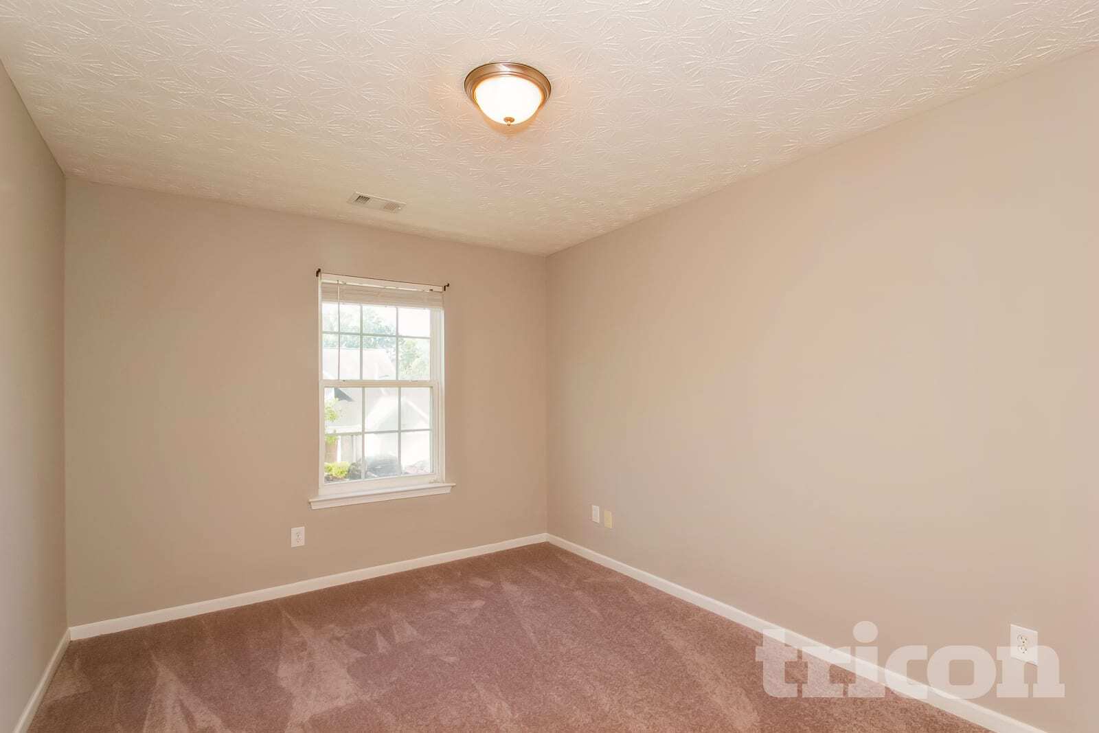 Building Photo - 130 Silver Fox Trail