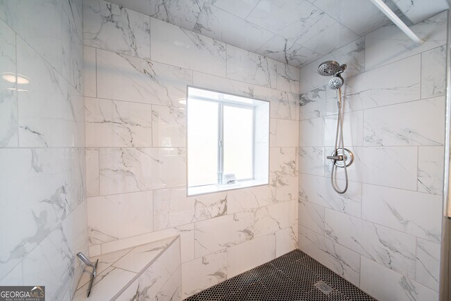 Building Photo - 161 Calhoun Rd