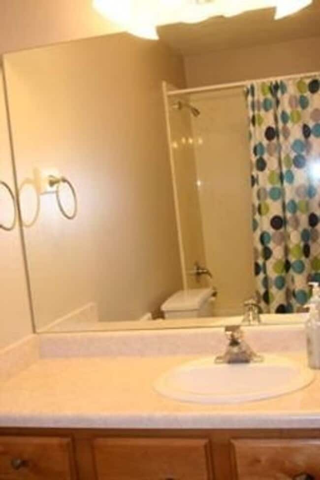 Building Photo - Beautiful 6 Bed 3 bath in Springville!!