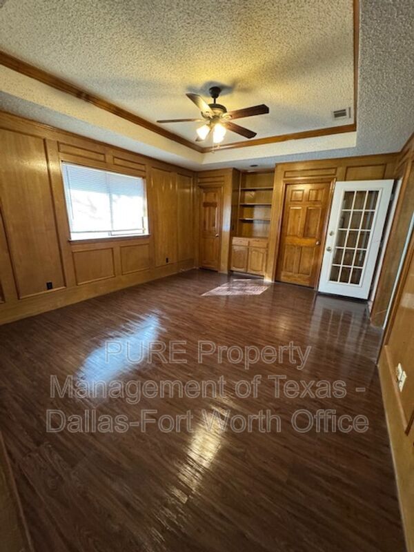 Building Photo - 7313 Century Dr