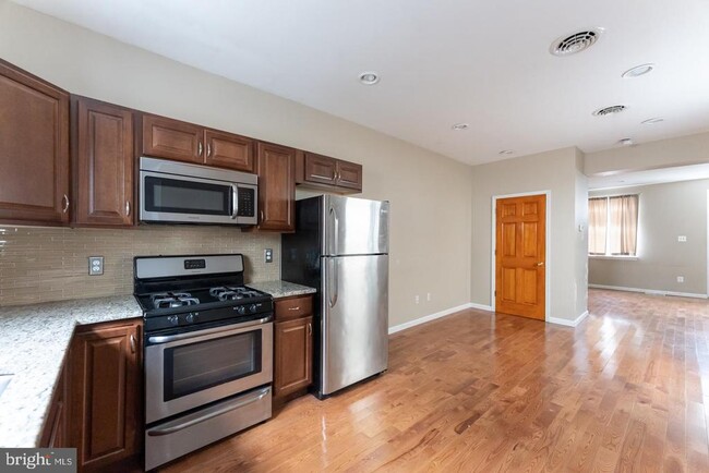 Building Photo - 1211 N Palethorp St