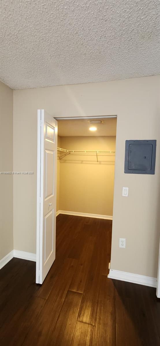 Building Photo - 4151 N Haverhill Rd