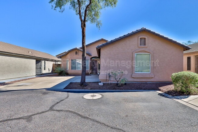 Building Photo - 15606 N 33rd Pl