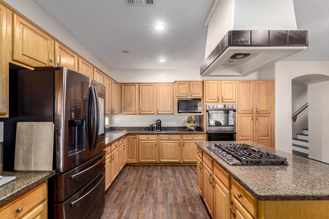 Building Photo - 13324 W Annika Dr