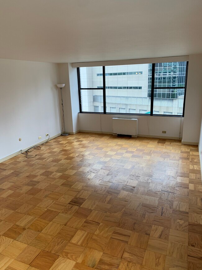 Building Photo - 112 Washington Pl