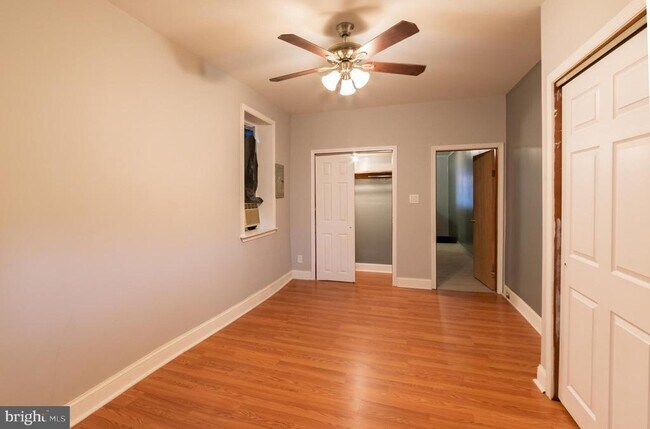 Building Photo - 1931 S 21st St