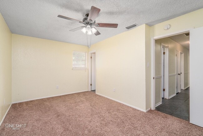 Building Photo - 2649 Garfield Ave