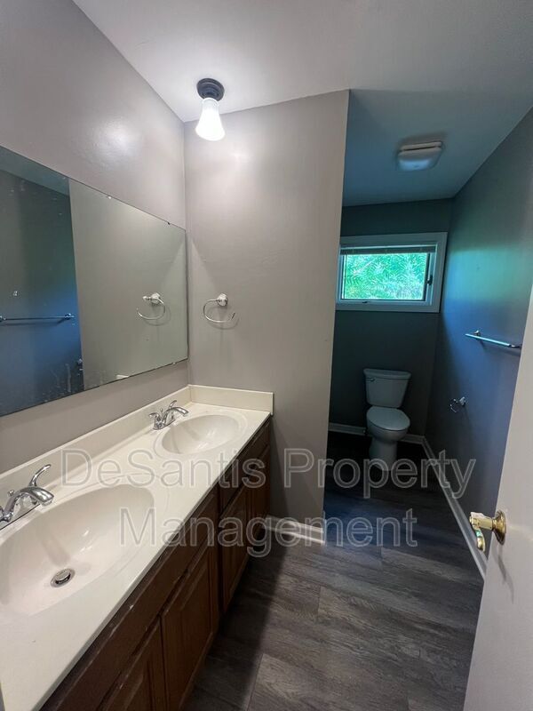 Building Photo - 20825 Rte 19