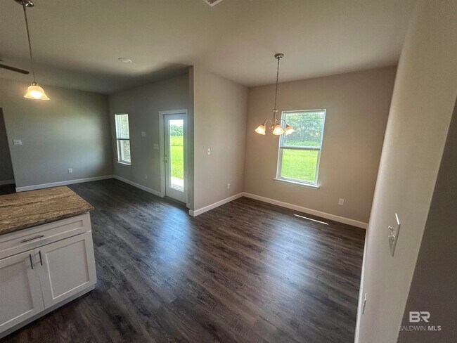 Building Photo - 8611 Lockridge Rd
