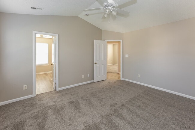 Building Photo - 15718 De Havilland Dr