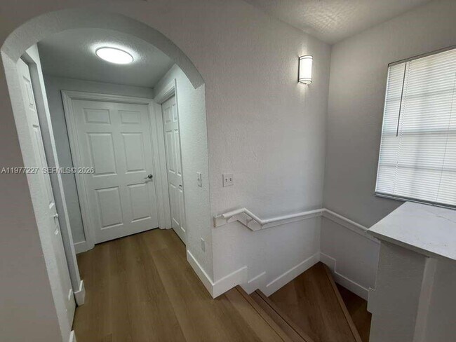 Building Photo - 201 Belmont Ln