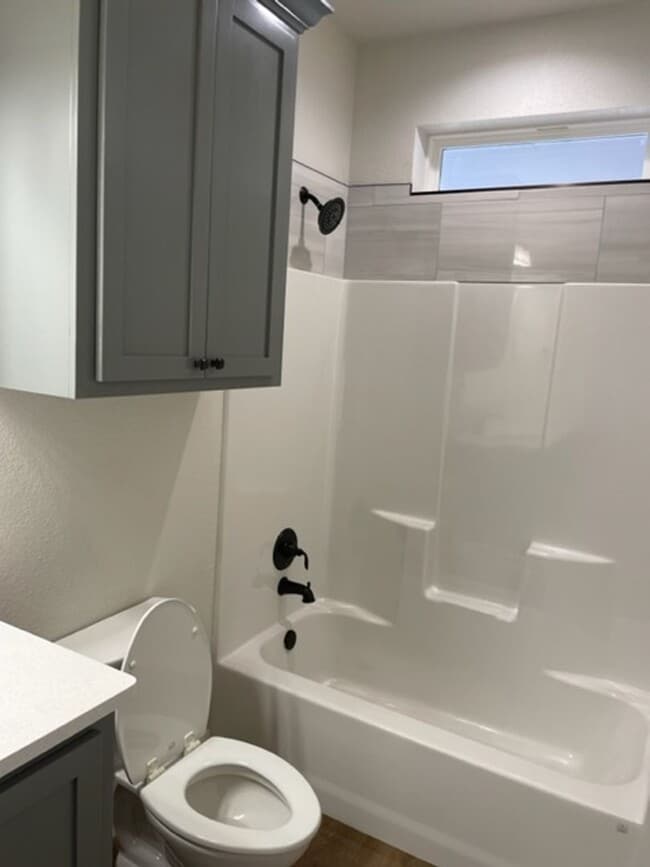 Building Photo - 7339 Mountain View Rd