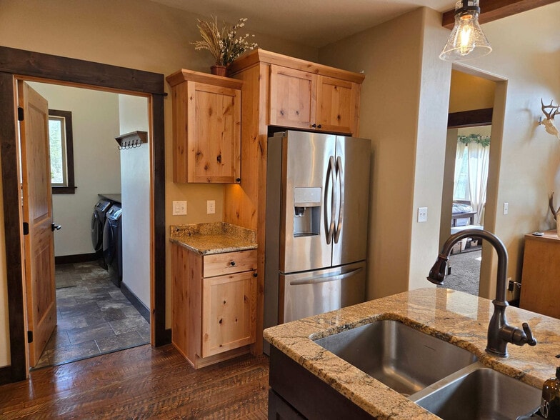 Building Photo - 5340 Seabiscuit Dr