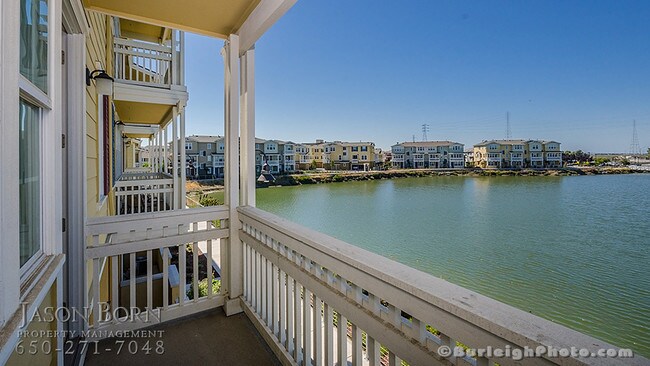 Building Photo - 643 Turnbuckle Dr