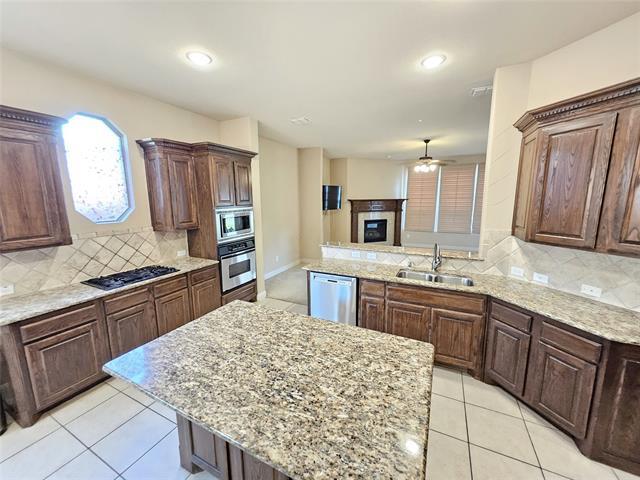 Building Photo - 410 Whisperfield Dr