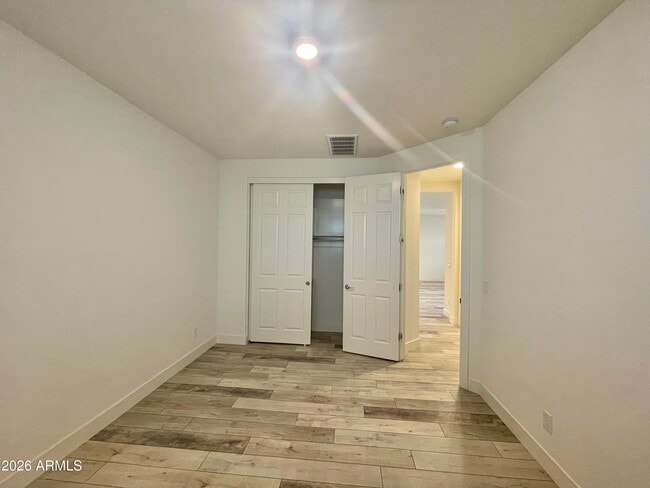 Building Photo - 20862 E Sparrow Dr