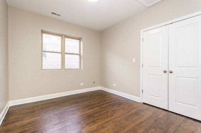 Building Photo - South Shore Stunner – 1,700 SQ FT, Master ...
