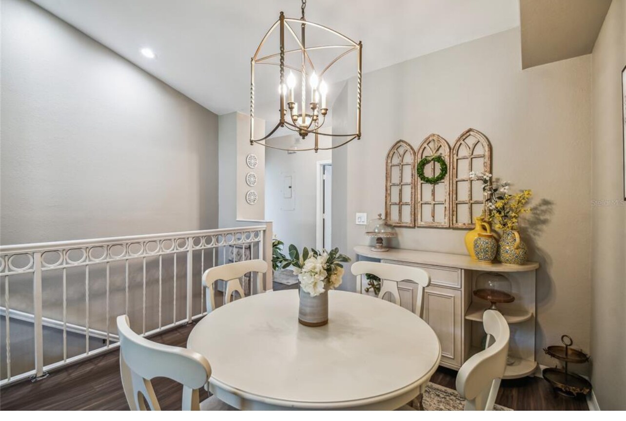 Building Photo - 628 Arbor Lake Ln