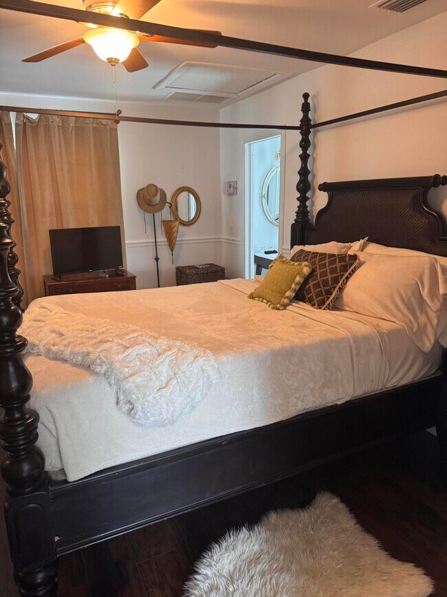 Building Photo - 1256 Palmetto Rd