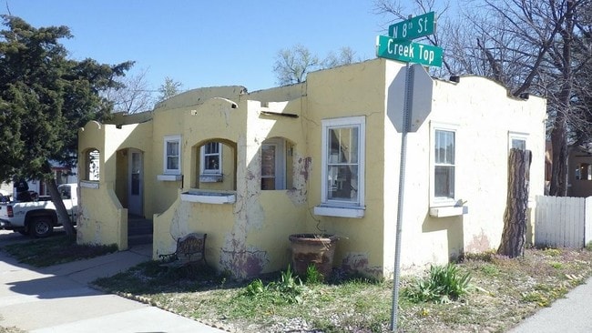 Building Photo - Creek Top Cottages