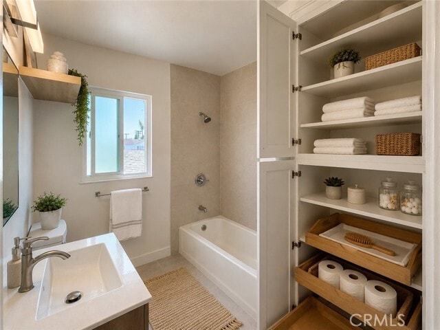 Building Photo - 15915 Orizaba Ave