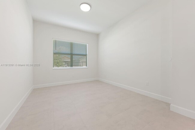 Building Photo - 5786 Aleppo Pne Pl