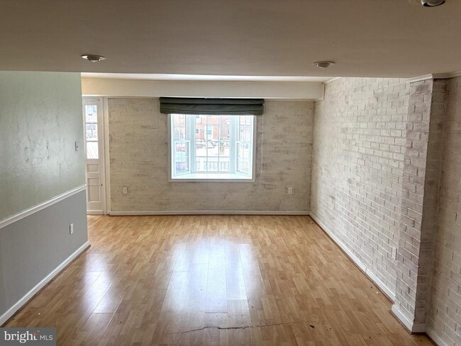 Building Photo - 8104 Oaklake Ct