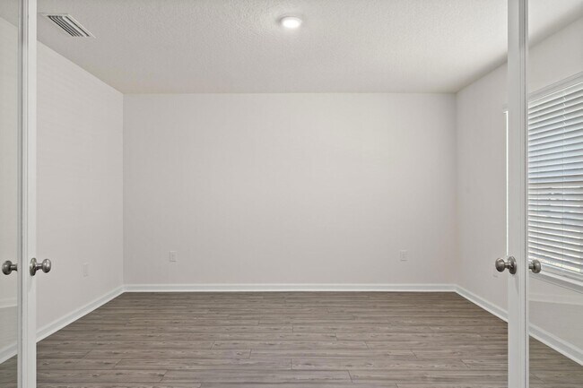 Building Photo - 794 Riverwalk Cir