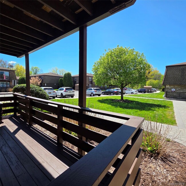 Building Photo - 80 New Holland Village