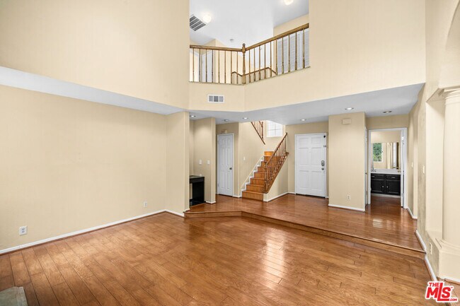 Building Photo - 18639 W Nathan Hill Dr