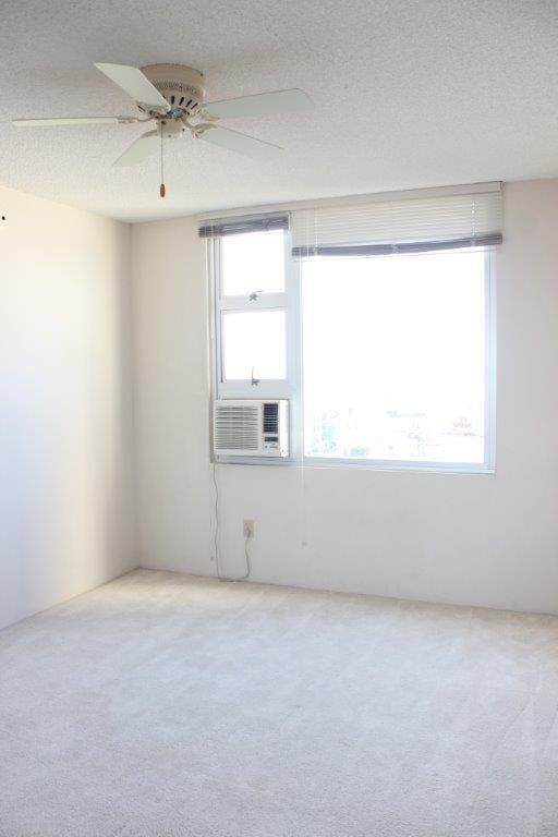 Building Photo - 215 N King St