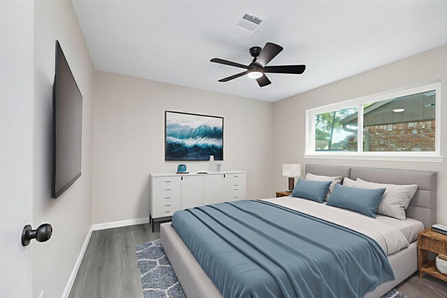 Building Photo - 9806 Sagebark Dr