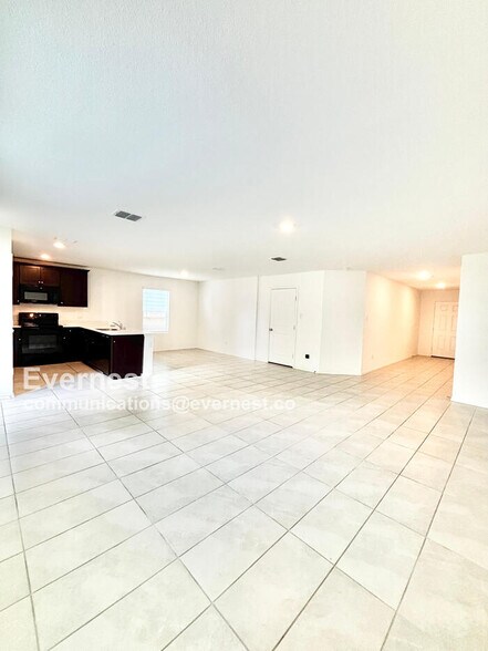 Building Photo - 3209 Peyton Lila Rd