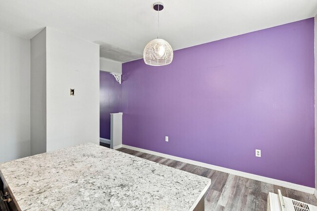 Building Photo - 1008 Cloverton Dr