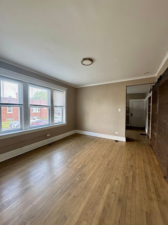Building Photo - 2345 Cuyler Ave
