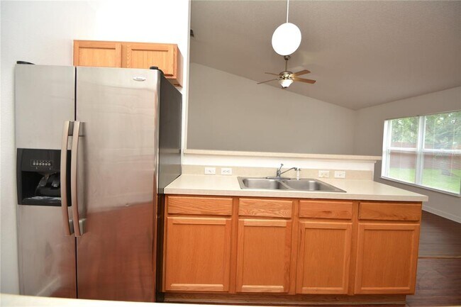 Building Photo - 36 Frenora Ln