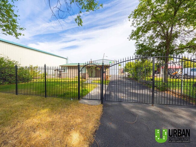 Building Photo - Charming 1-Bedroom Home with Cozy Upgrades in Spokane