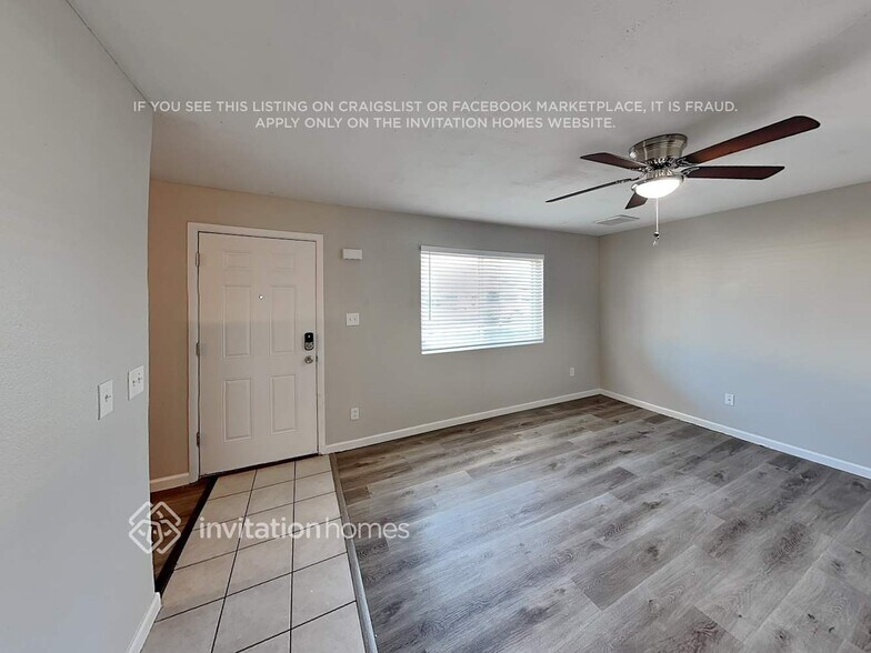 Building Photo - 14014 N 61st Ave