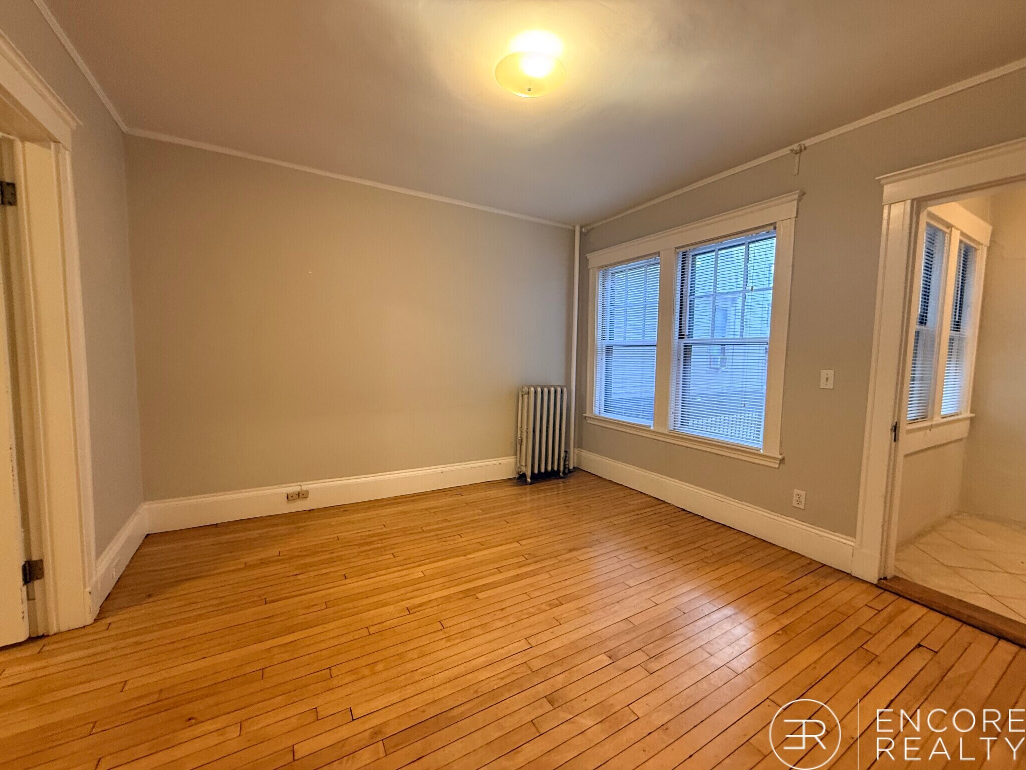 Building Photo - 11 Story St