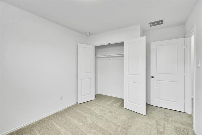 Building Photo - 1640 Magnolia Farm Wy