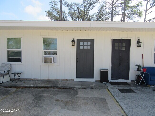 Primary Photo - 1400 Gulf Ave