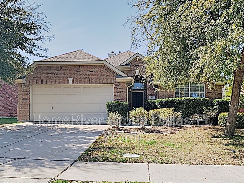 Primary Photo - 217 Mapleshade Dr